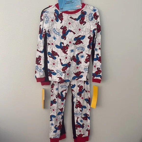NWT Marvel Spiderman 2 cotton pajamas set. Size 10. - Picture 2 of 6